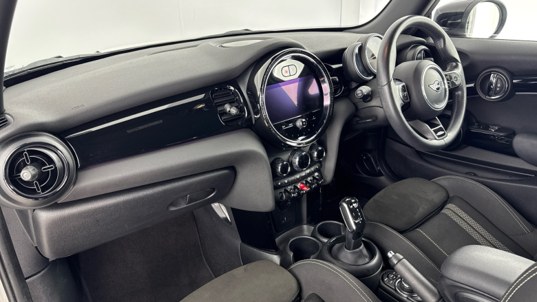 MINI Hatchback 1.5 Cooper Sport 3dr Auto Petrol Hatchback